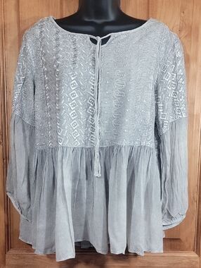 NWT Young Threads Embroidered Peasant Top